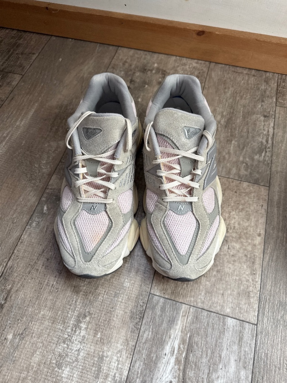 New Balance 9060